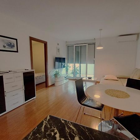 Apartment Sara Split Bagian luar foto