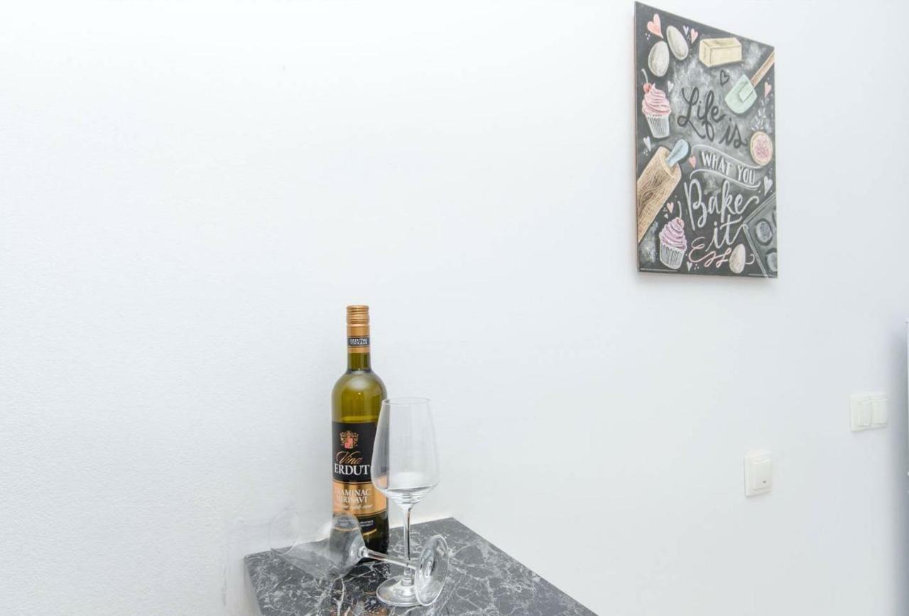 Apartment Sara Split Bagian luar foto